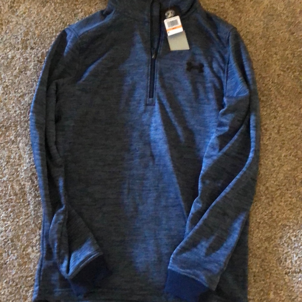 BRAND NEW men’s Under Armour 1/4 zip sweatshirt.